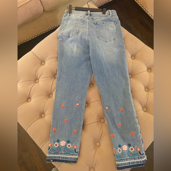 Laurie Felt Light Blue Embroidered Cropped Jeans - Picture 2 of 2